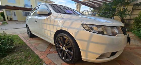 KIA CERATO 1.6 SX3 16V GASOLINA 4P AUTOMÁTICO
